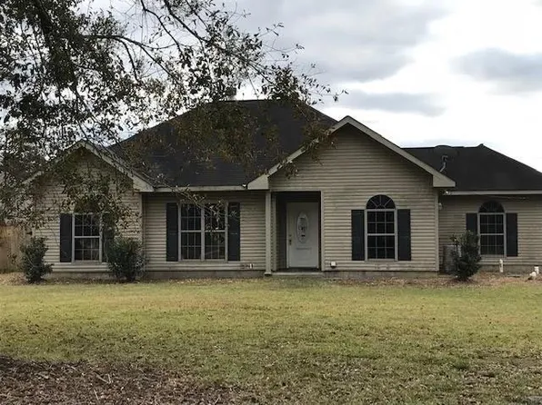 16518 M P Planche Rd, Covington, LA 70435