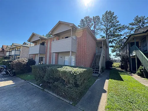 13611 Ravensway Dr #B Photo 1