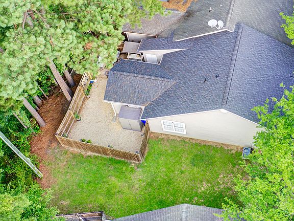 4th image of 8069 Vermont Rd