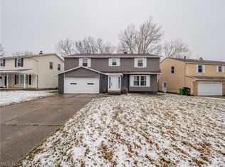 1362 S Lyn Cir, South Euclid, OH