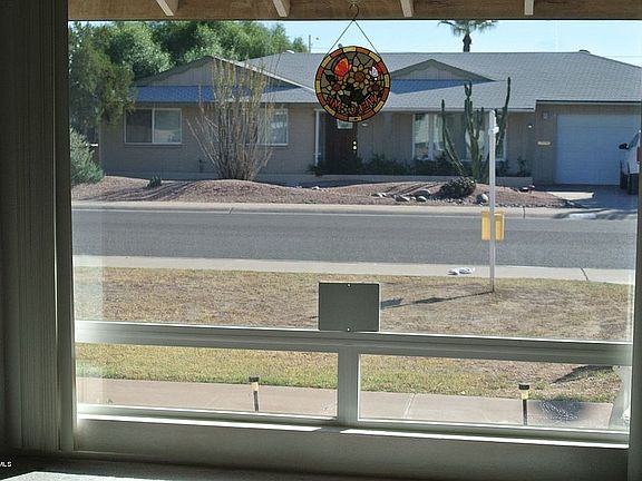 3rd image of 7422 E Windsor Ave