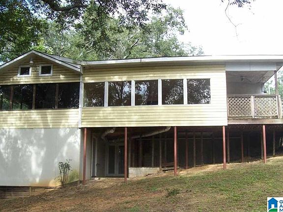2nd image of 1213 Skyline Dr