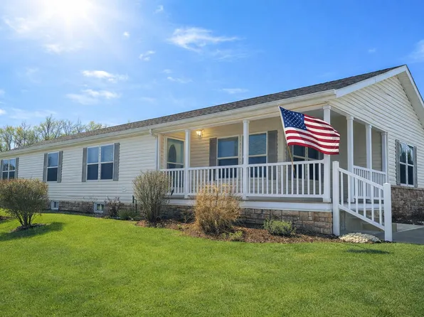 5261 Autumn Hill Dr, Kalamazoo, MI 49004