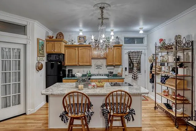854 S Granite St — Photo 18