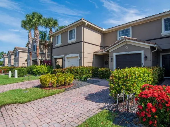 2225 SW Marshfield Court, Port St Lucie, FL 34953
