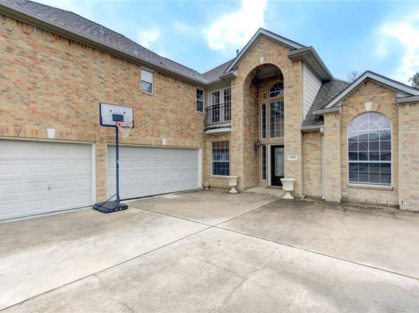 6727 Patricia St, Katy, TX 77493