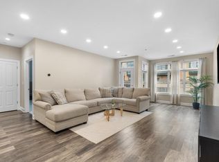 1905 N Water St APT 409, Milwaukee, WI 53202