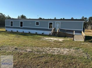 17 Jerold Jones Dr, Jesup, GA 31545