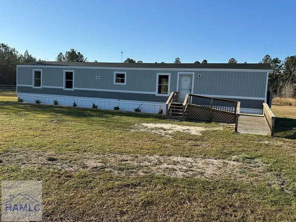17 Jerold Jones Dr, Jesup, GA 31545