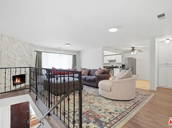 14120 Yukon Ave APT 8, Hawthorne, CA 90250