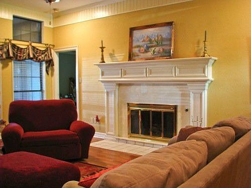 4th image of 4206 Brookhollow Dr