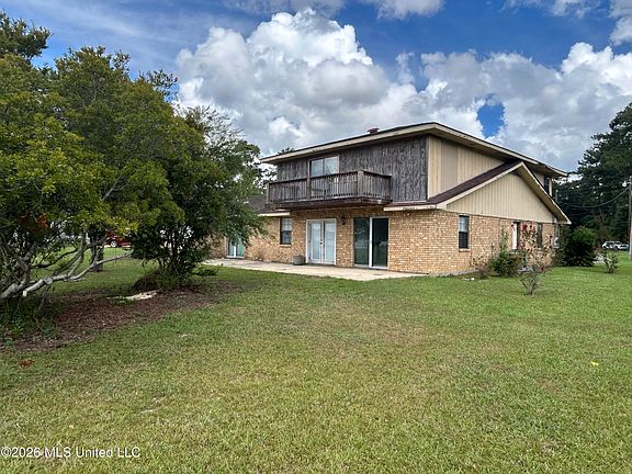 3rd image of 123 Peninsula Dr