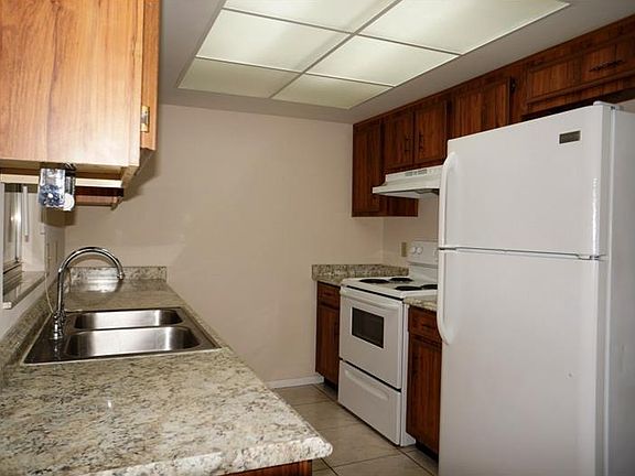 4th image of 7322 Moss Grove Cir