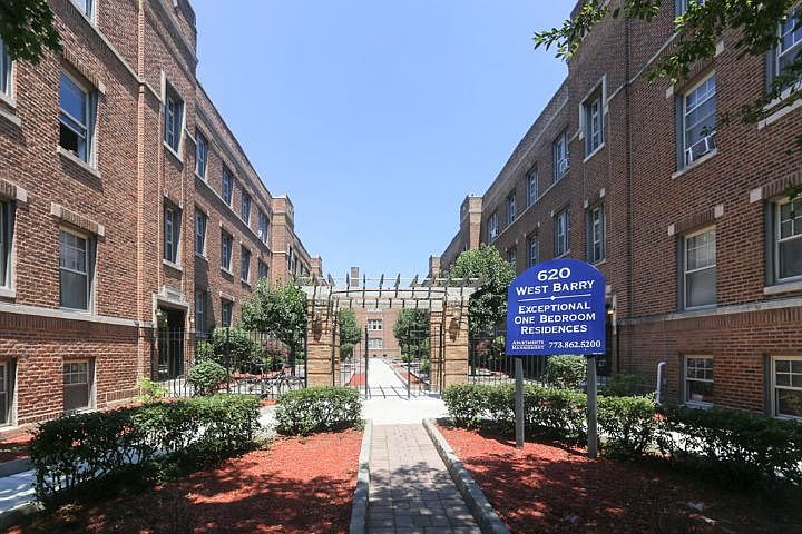 1st image of 620 W Barry Ave APT 1N