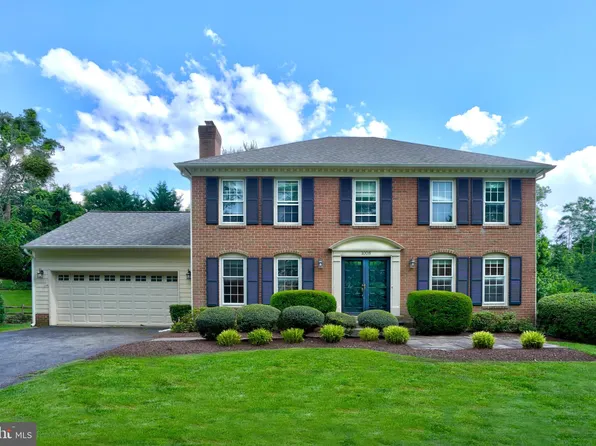 1008 Farm Haven Dr, Rockville, MD 20852