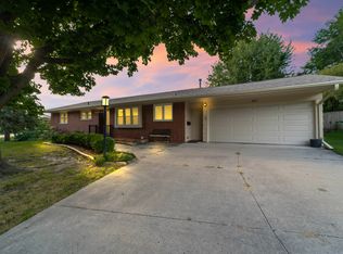 202 22nd St, Ames, IA 50010
