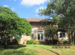621 Apalachee Cir NE, Saint Petersburg, FL 33702