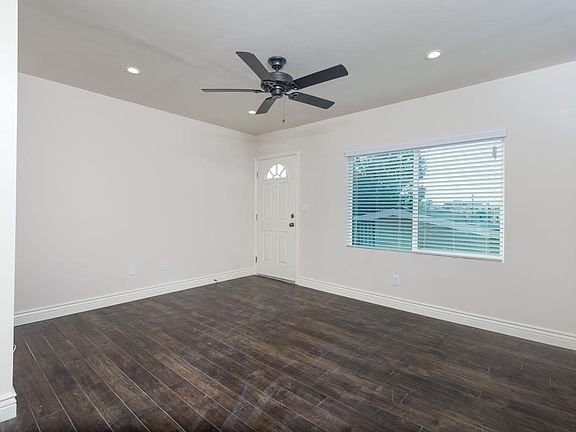 4th image of 4065 38th St #A