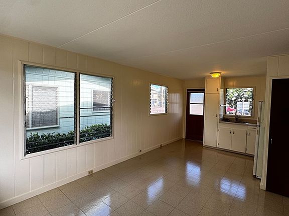2nd image of 805 Lehua Ave #3