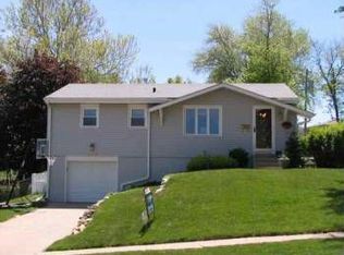 9423 Fowler Ave, Omaha, NE 68134