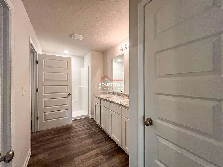 5257 Peach Dr — Photo 10