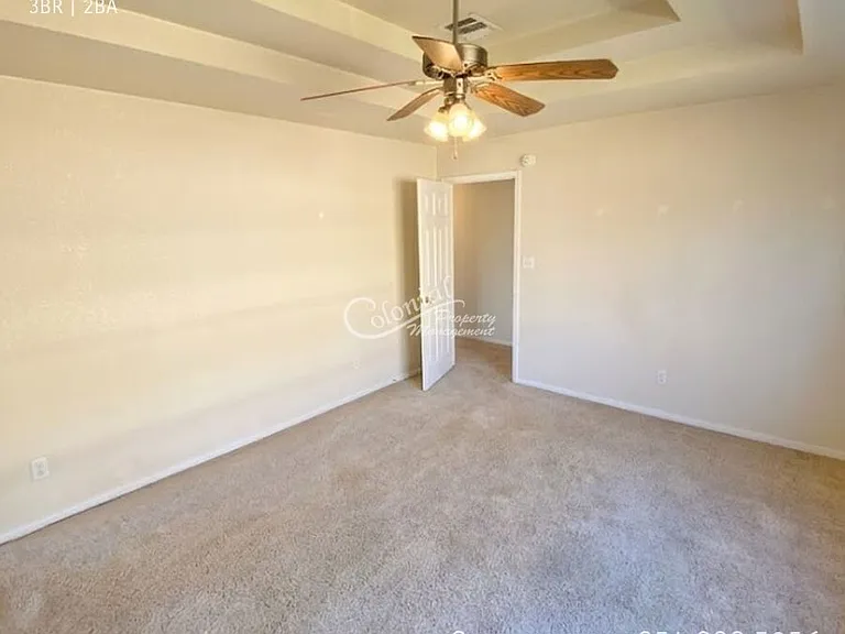 4601 Mildred Ave — Photo 6