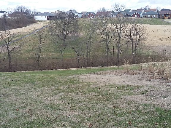2nd image of 124 Buena Vista Dr