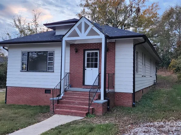 41 Calhoun St, Great Falls, SC 29055