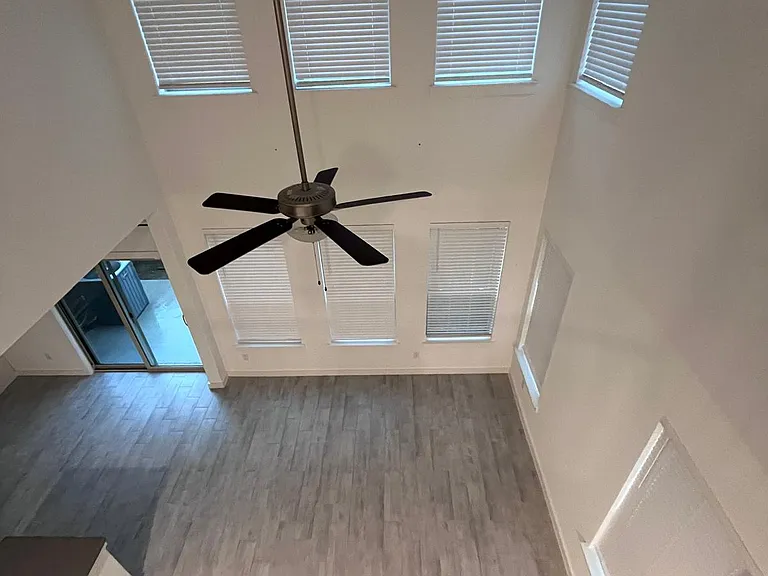 2789 Majesty Dr — Photo 21