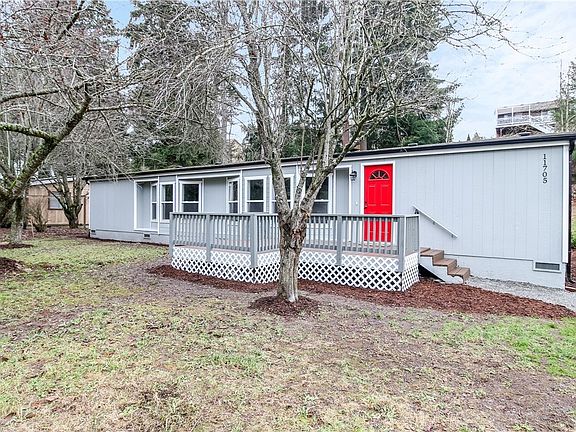 2nd image of 11705 121st Avenue Ct E