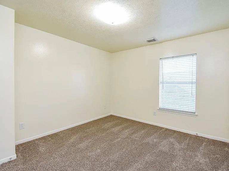 19327 Poppy Grove Ln — Photo 24