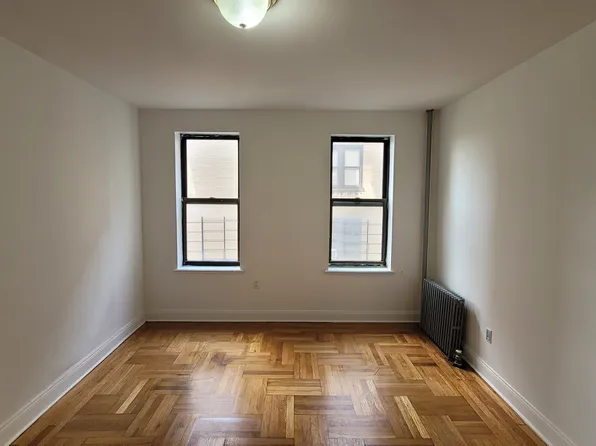 (undisclosed Address), Bronx, NY 10458