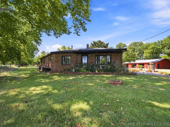 1217 Kansas St, Pawnee, OK 74058