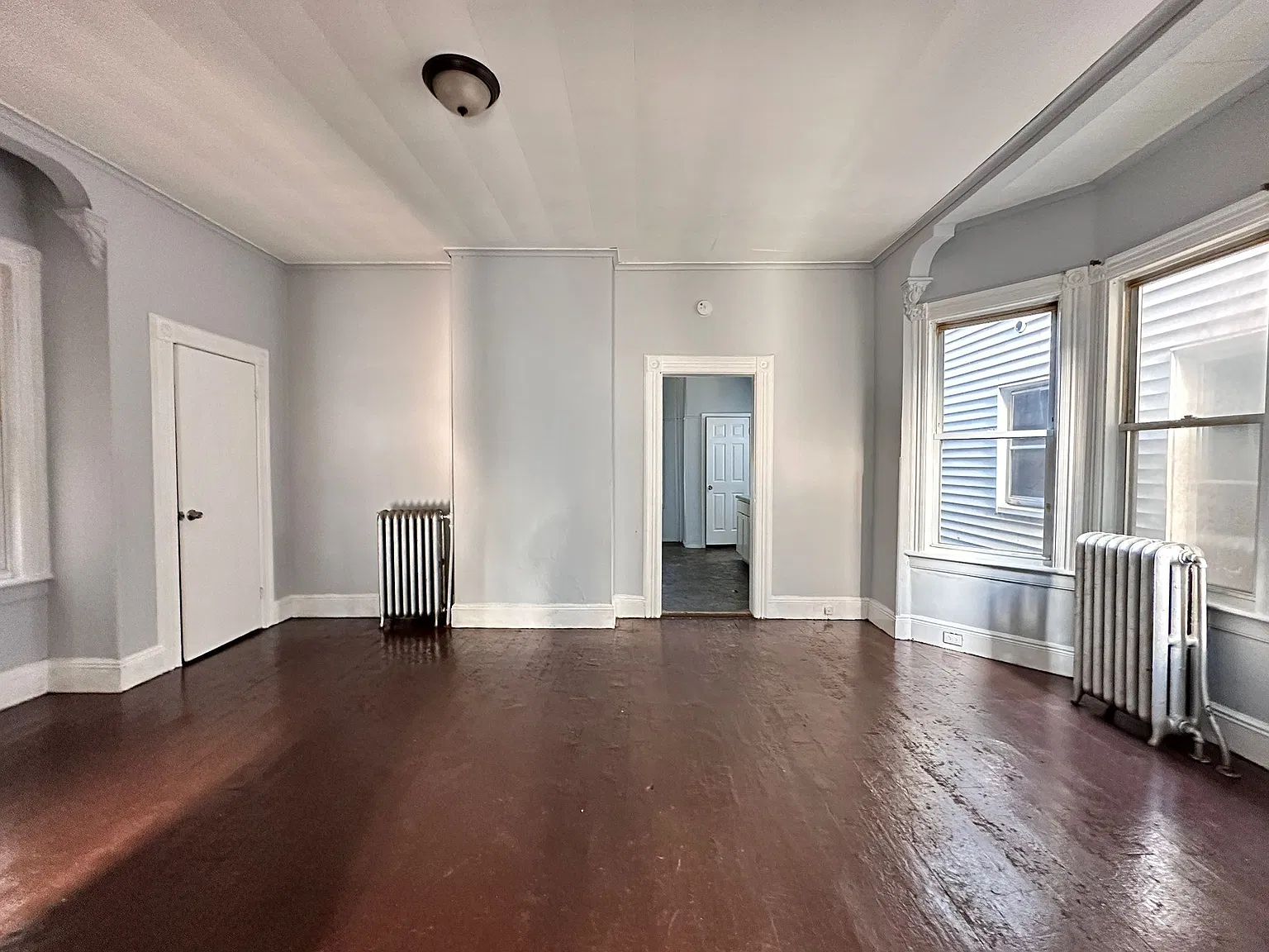 96 Brown Pl — Photo 4
