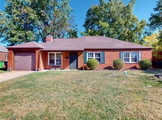 559 Sycamore Dr, Euclid, OH 44132