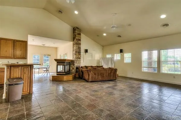12233 W Cross Dr #104 — Photo 22