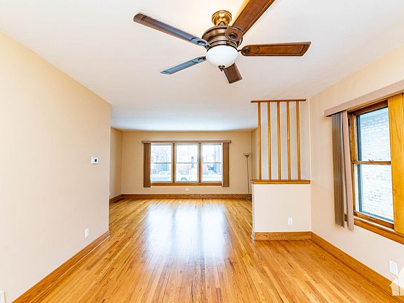 5th image of 4865 W Newport Ave #Sfh1