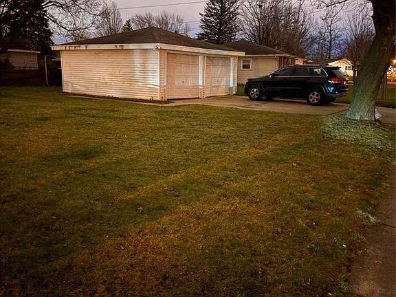 2nd image of 1511 Saint Agnes Dr #1
