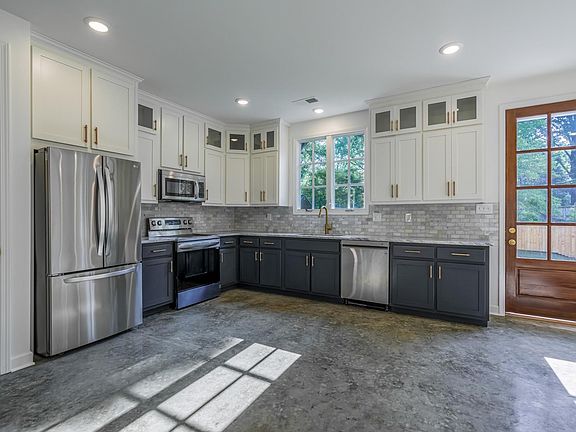 5th image of 28 S Highland Ave Lot 2