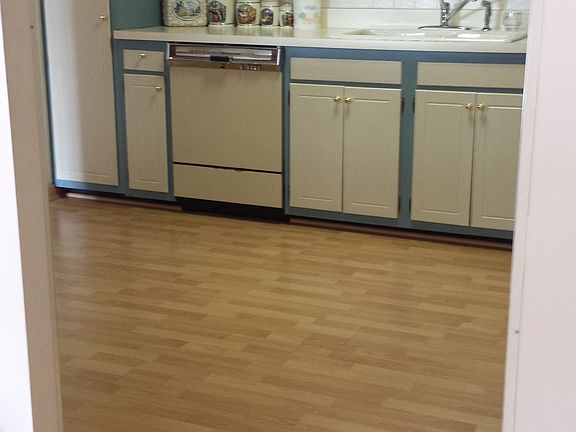 2nd image of 4221 Saratoga Ave APT 201A