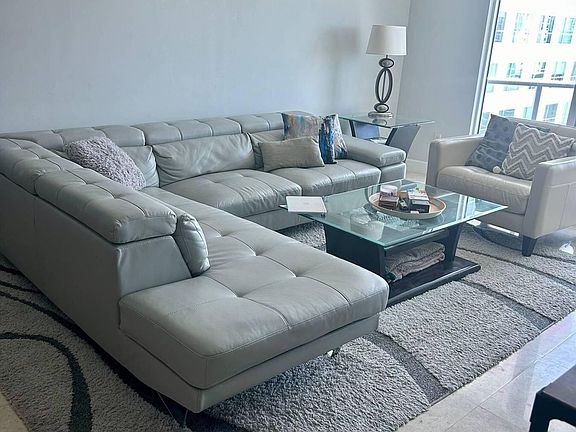 4th image of 185 SW 7TH Street #1802