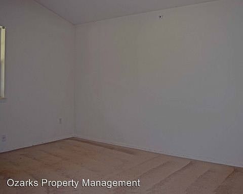 2nd image of 155 W Rockford Dr APT I12