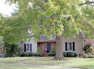 3390 Ledford Ct, Lexington, KY 40513