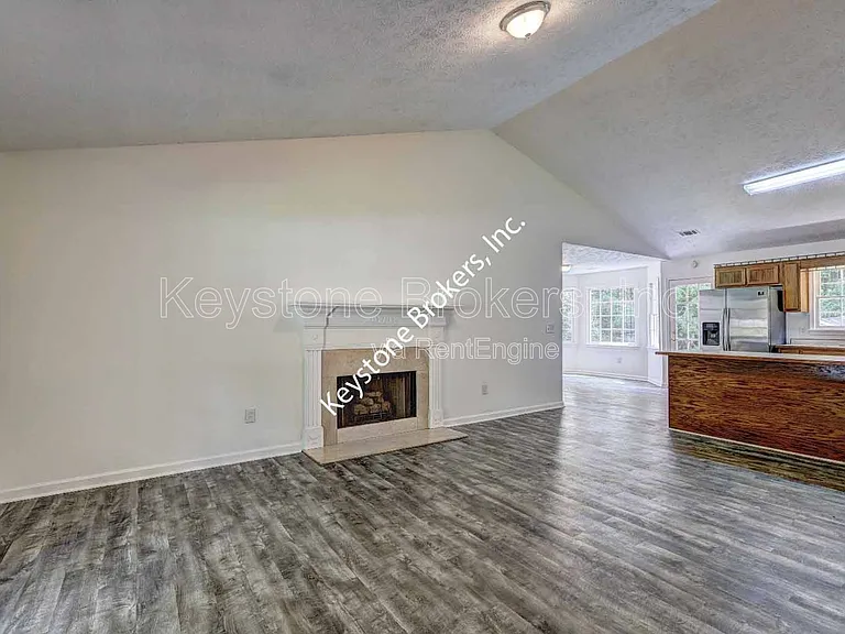 9166 Tara Dr SW — Photo 3