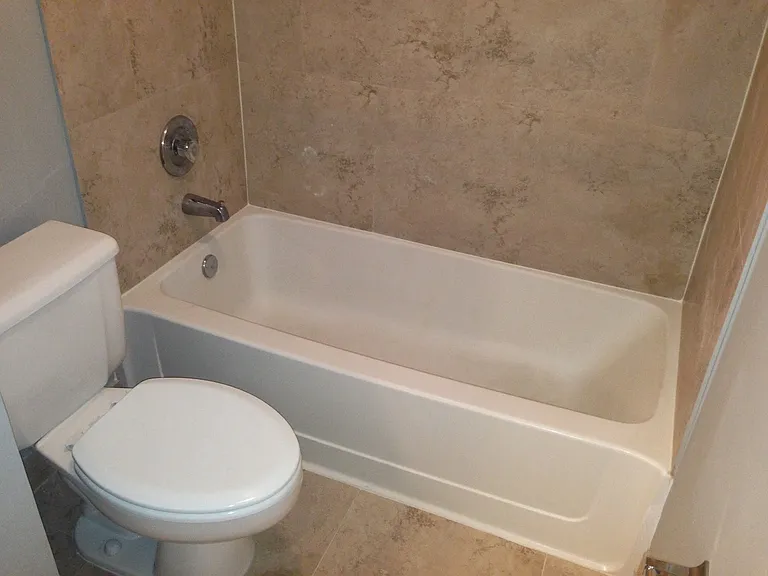 2850 N Oakland Forest Dr #112 — Photo 12