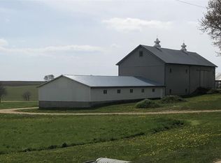 6919 E Farm School Rd, Rock City, IL 61070