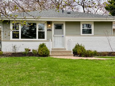 302 N Washington St, Westmont, IL, 60559