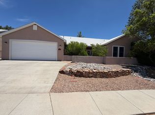 516 Sparrow Hawk Ct SE, Albuquerque, NM 87123