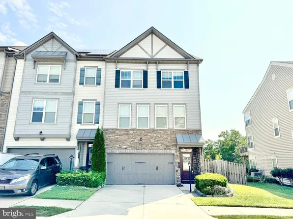 7 Coulter Ln, Stafford, VA 22554