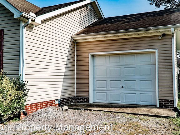 2nd image of 739 Eaglesham Dr